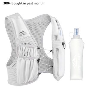 Zeluot White Hydration Vest with Bottle